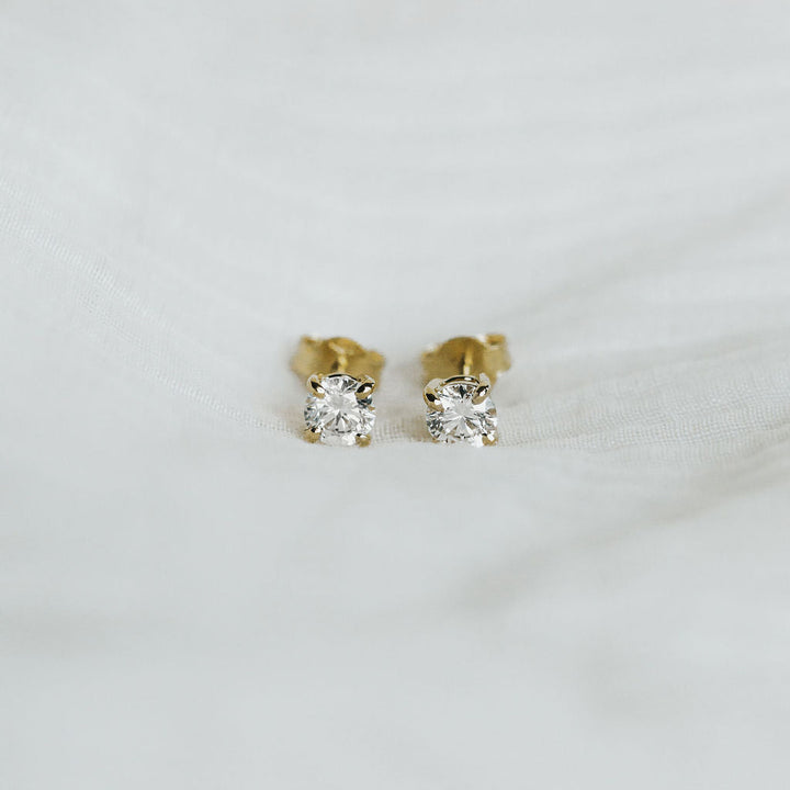 1ct Lab Grown Diamond Stud Earrings | 18ct Gold | Brilliant Cut | IGI Certified