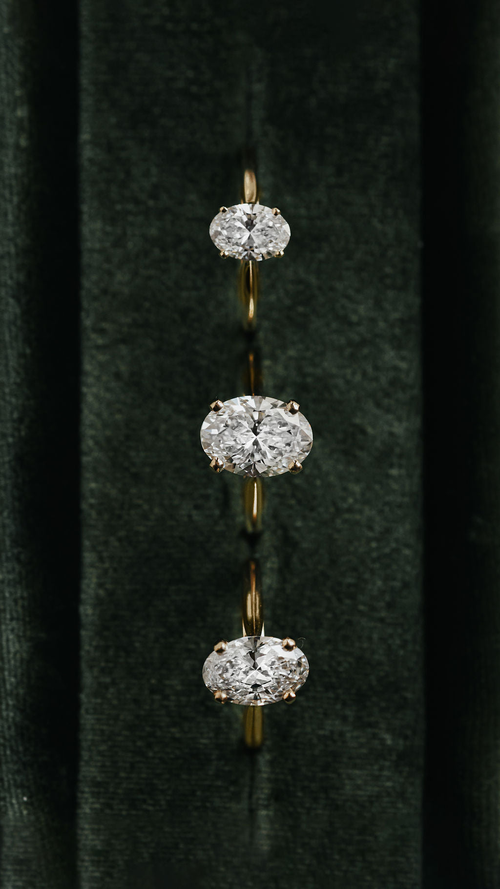 9ct yellow gold engagement ring with 3ct oval diamond, close up