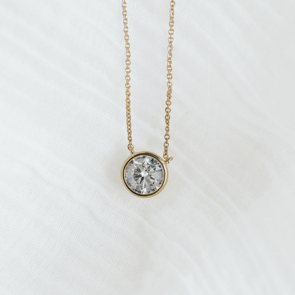 IGI Certified 1ct Round Lab Grown Diamond Necklace – 9ct Yellow Gold