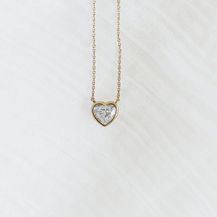 IGI Certified 1ct Heart Lab Grown Diamond Necklace – 9ct Yellow Gold