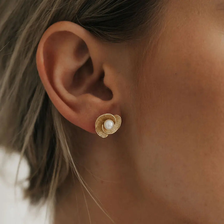 Bloom Pearl Stud Earrings – 9ct Yellow Gold THERESHEIS.jewels*