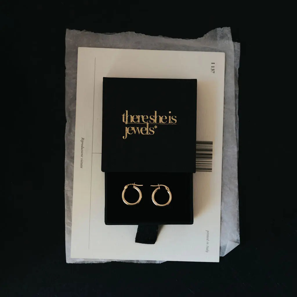 Classic Tube Hoop Earrings 15mm – 9ct Yellow Gold THERESHEIS.jewels*