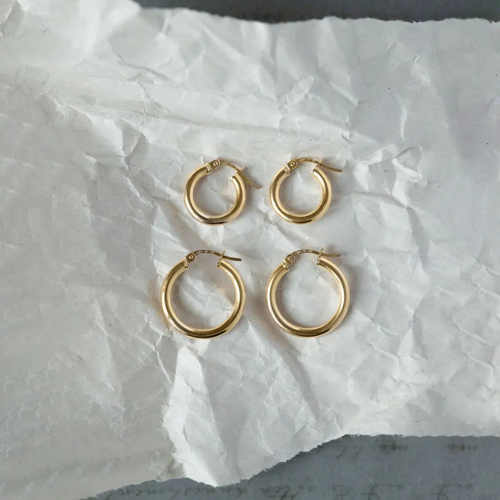 Classic Tube Hoop Earrings 15mm – 9ct Yellow Gold THERESHEIS.jewels*