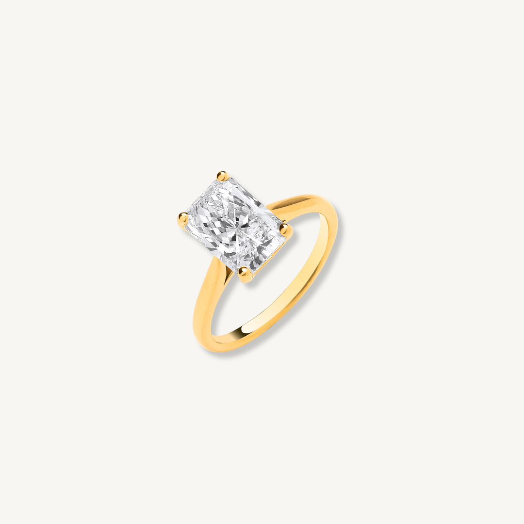 Radiant Cut Lab Grown Diamond Engagement Ring | 3.00ct D/E VS | 18ct Yellow Gold | IGI Certified