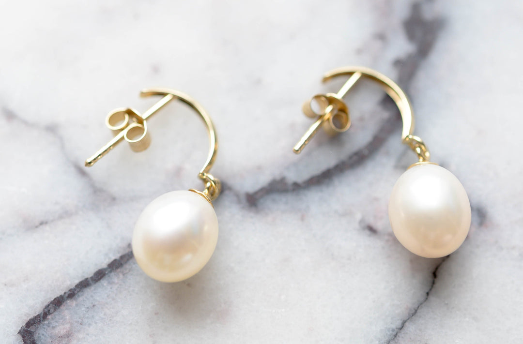 9ct gold pearl drop stud earrings