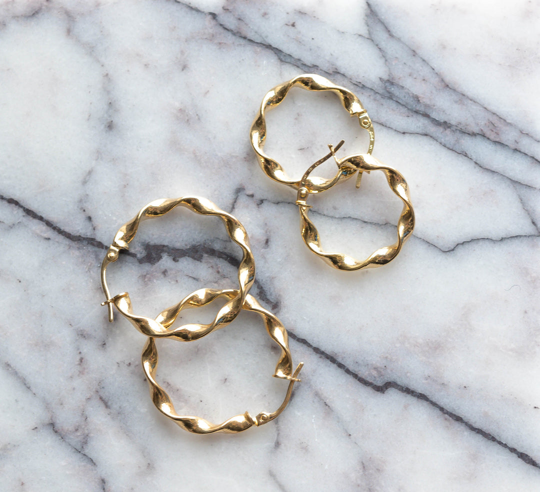 9ct Gold Twisted Hoop Earrings – Lightweight Minimalist Jewelry