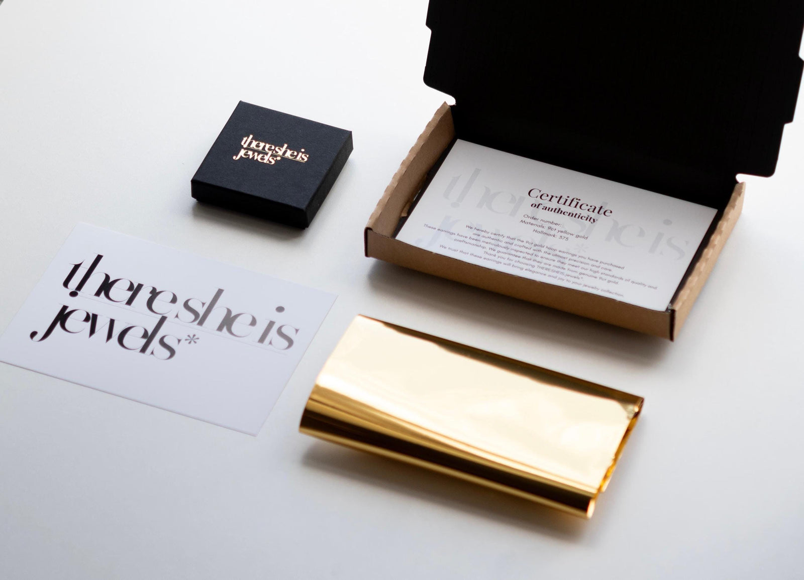 9ct Gold Hoop Earrings | 25mm Diamond Cut, Wide Hoops